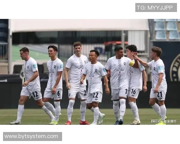 中超热战：拜仁大胜切尔西四球逆转引发转会风波