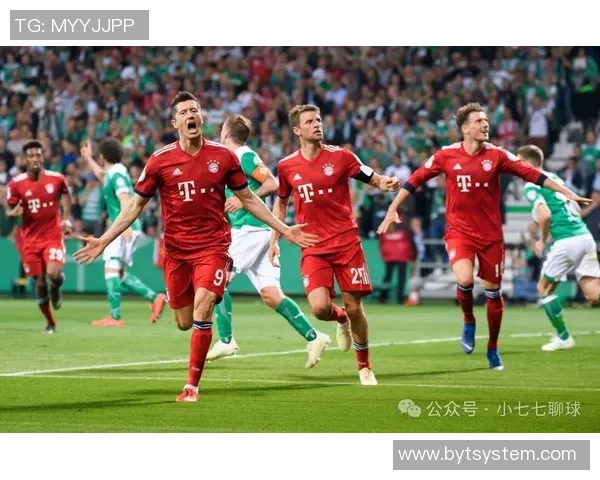 德甲精彩对决曼联与尤文图斯激战成平局战术分析引人深思