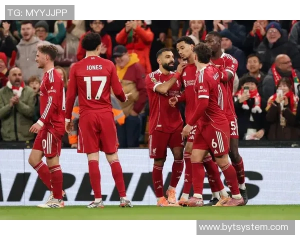 欧联杯激战成平局拜仁与阿森纳绝杀瞬间引发全场热议 欧联杯激战成平局拜仁与阿森纳绝杀瞬间引发全场热议